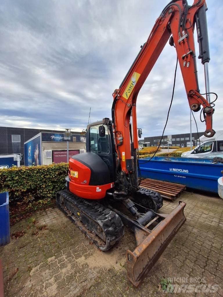Kubota U55-4 Mini kotrók < 7t