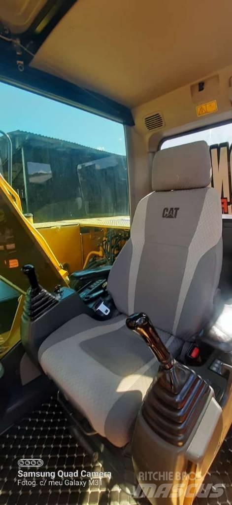 CAT 312 D2L Lánctalpas kotrók