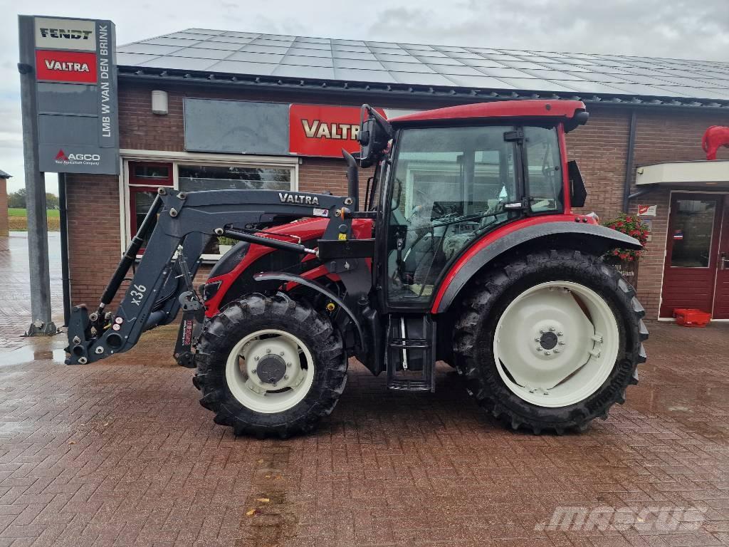 Valtra A 94 Traktorok
