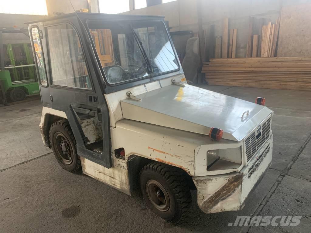 Nissan TD2500 V-2579 Reptéri felszerelés