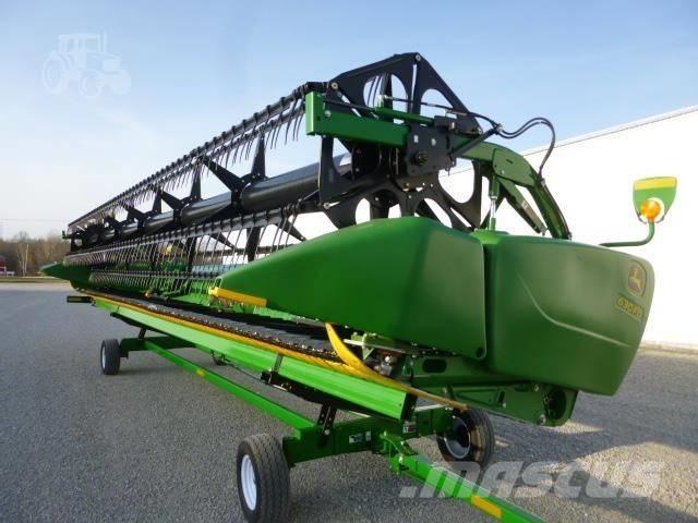 John Deere 630 F Kombájn adapterek
