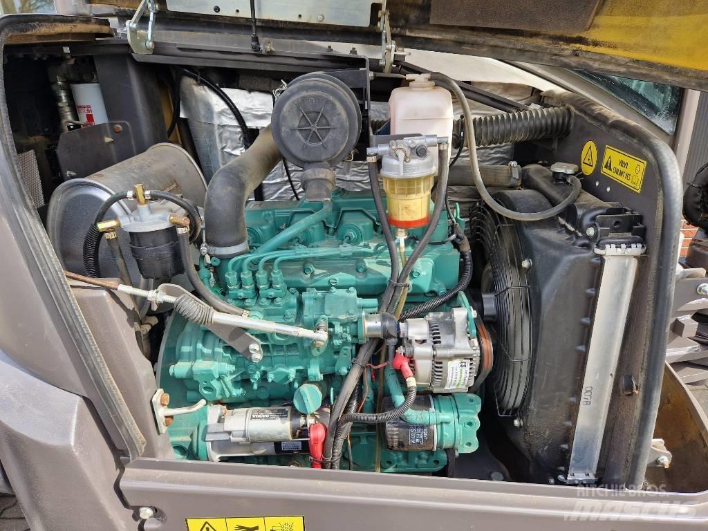 Volvo ECR 50 D Mini kotrók < 7t