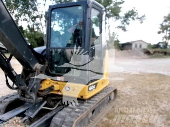 John Deere 60G Lánctalpas kotrók