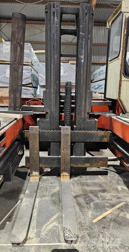 Kalmar DFQ 40 Oldalvillás targonca