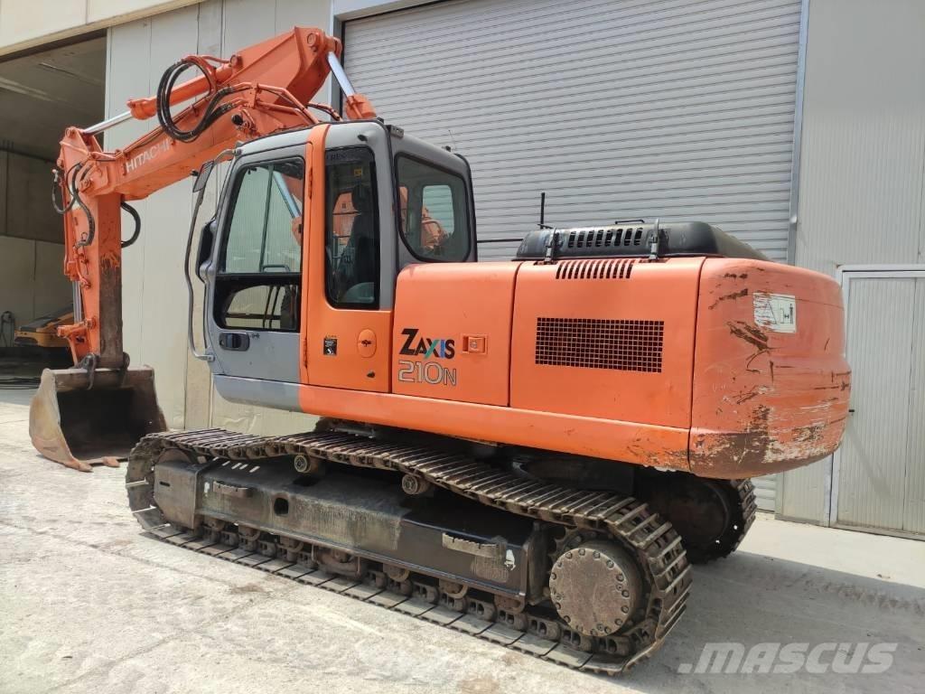 Hitachi ZX210N Lánctalpas kotrók