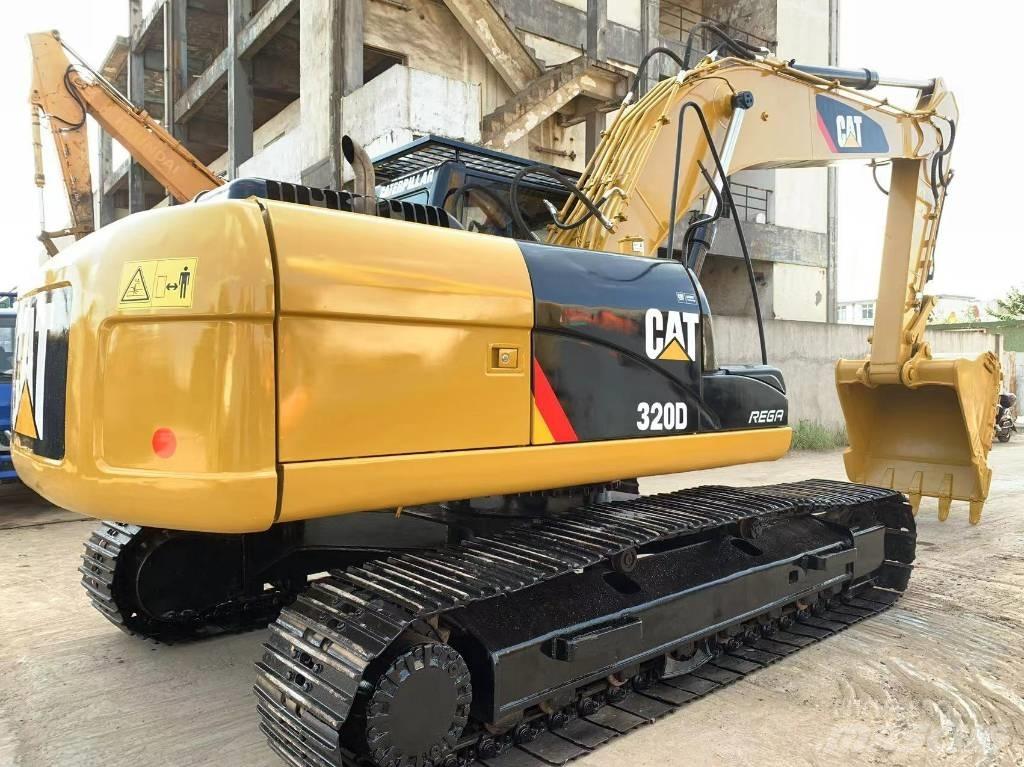 CAT 320D Lánctalpas kotrók