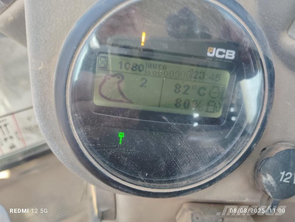 JCB 36 C-1 Lánctalpas kotrók