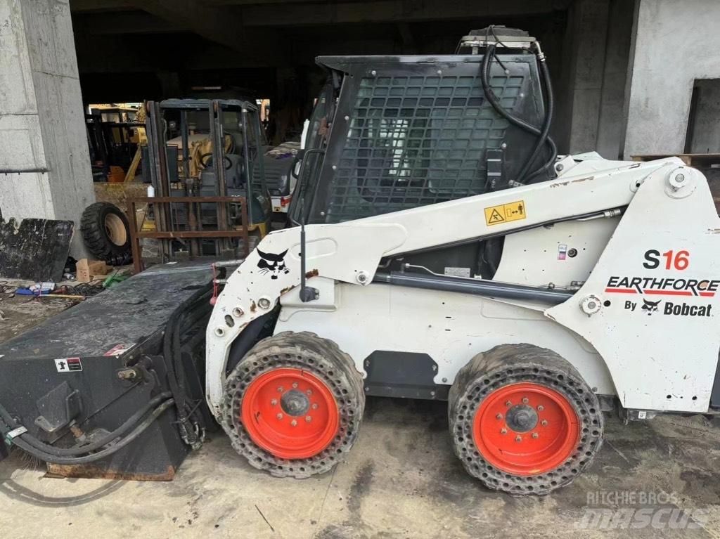 Bobcat S 16 Kompaktrakodók