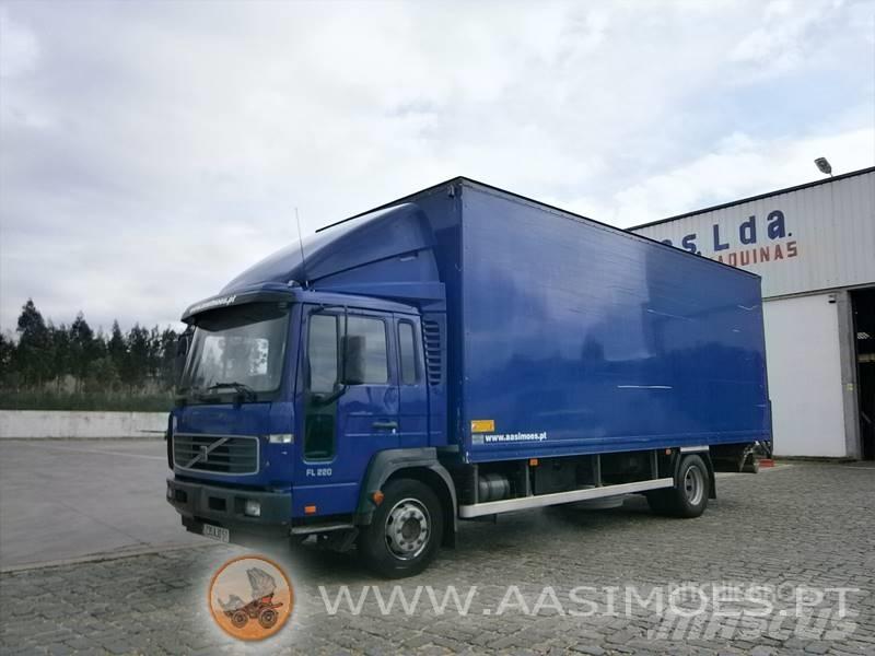 volvo FL6 220 Dobozos teherautók