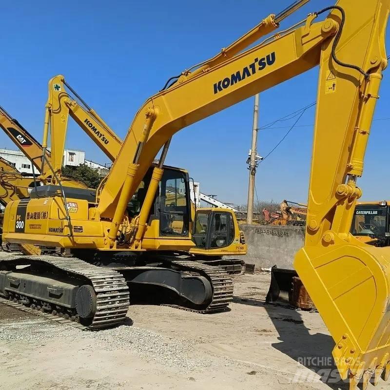 Komatsu PC 300 Lánctalpas kotrók