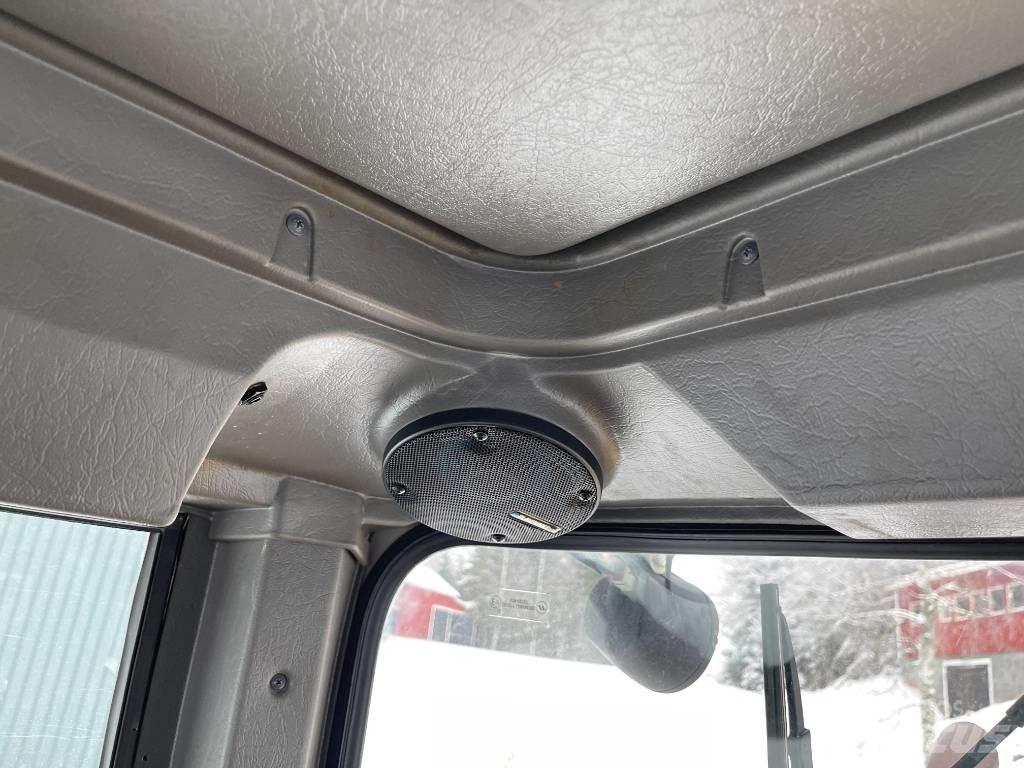 Lundberg 4120 Kompakt traktorok