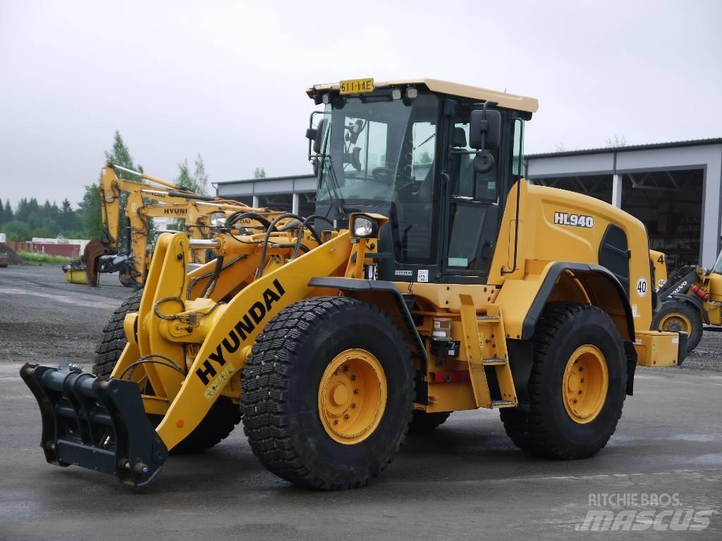 Hyundai HL 940 Gumikerekes homlokrakodók