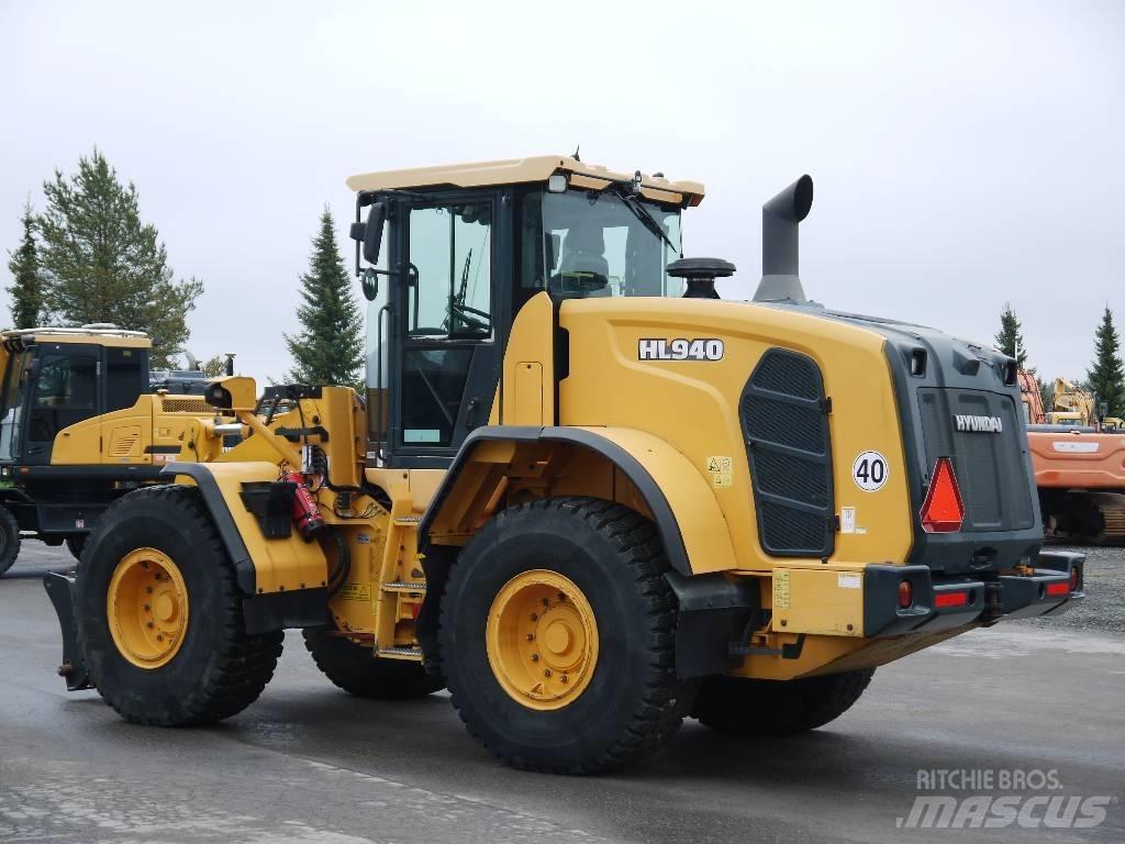 Hyundai HL 940 Gumikerekes homlokrakodók