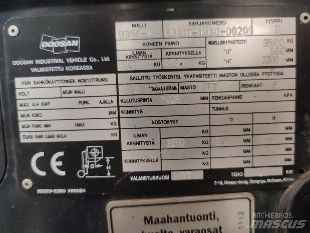 Doosan D 35 C-7 Dízel targoncák