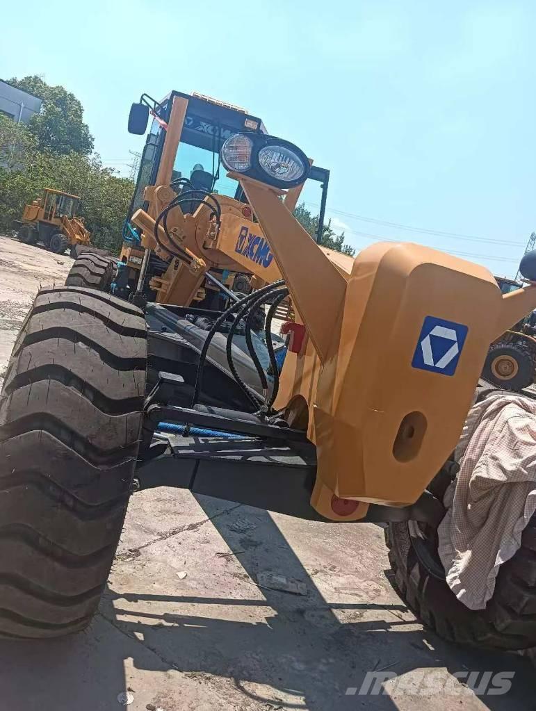 XCMG GR 1803 Gréderek