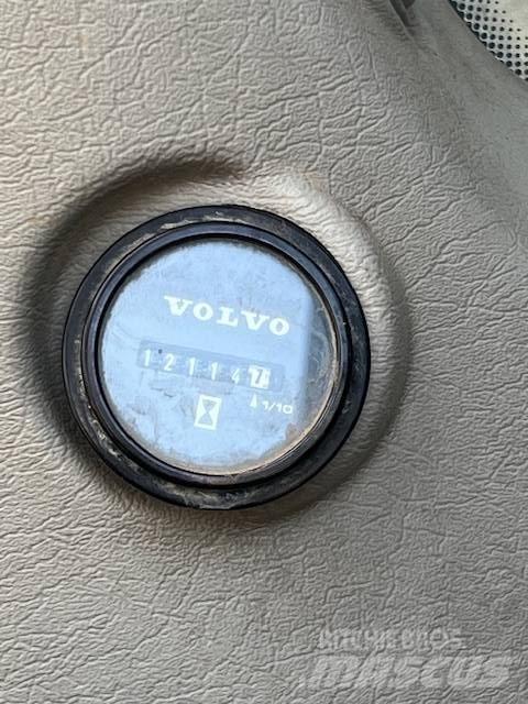 Volvo EC 220 DL Lánctalpas kotrók