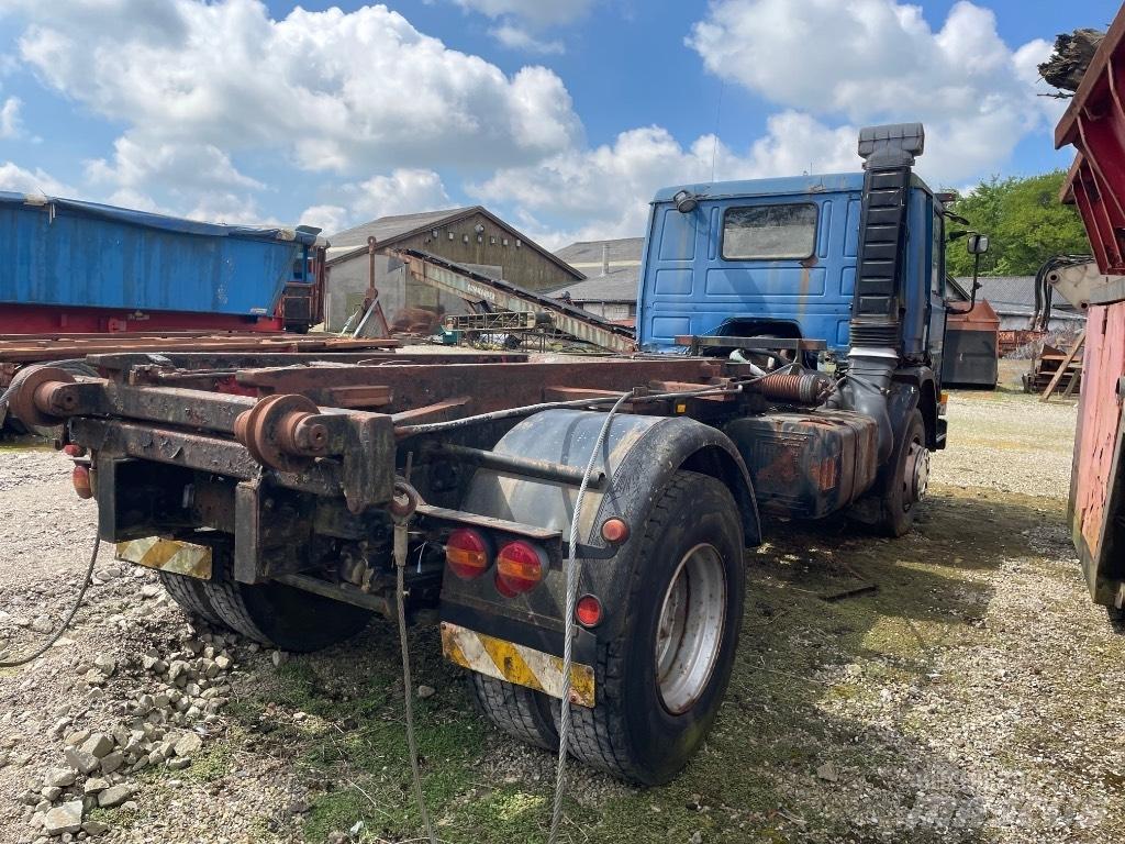 Scania 82M Multifunkciós teherautók