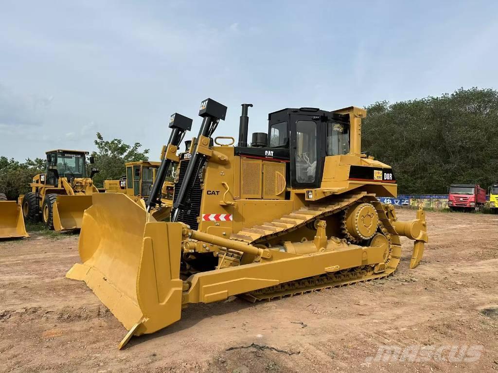 CAT D8R lánctalpas dózerek