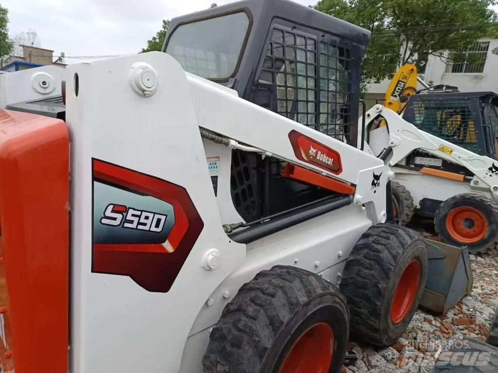 Bobcat S 590 Kompaktrakodók