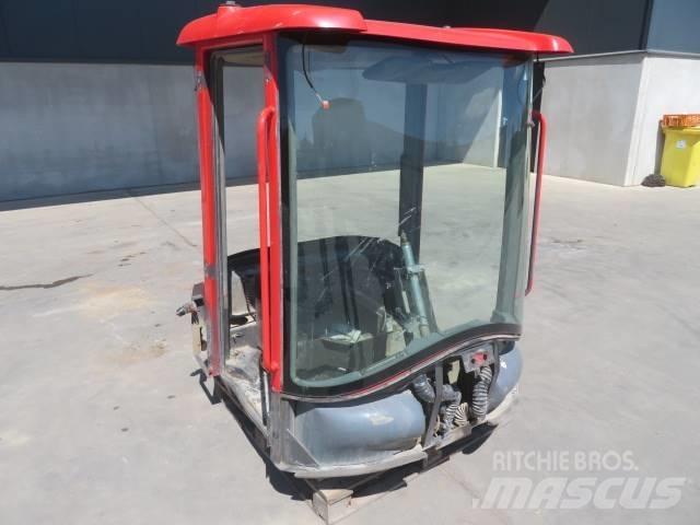 Volvo L30B / L35B Vezetőfülke és belső tartozékok