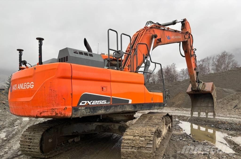 Doosan DX 255 LC-5 Lánctalpas kotrók