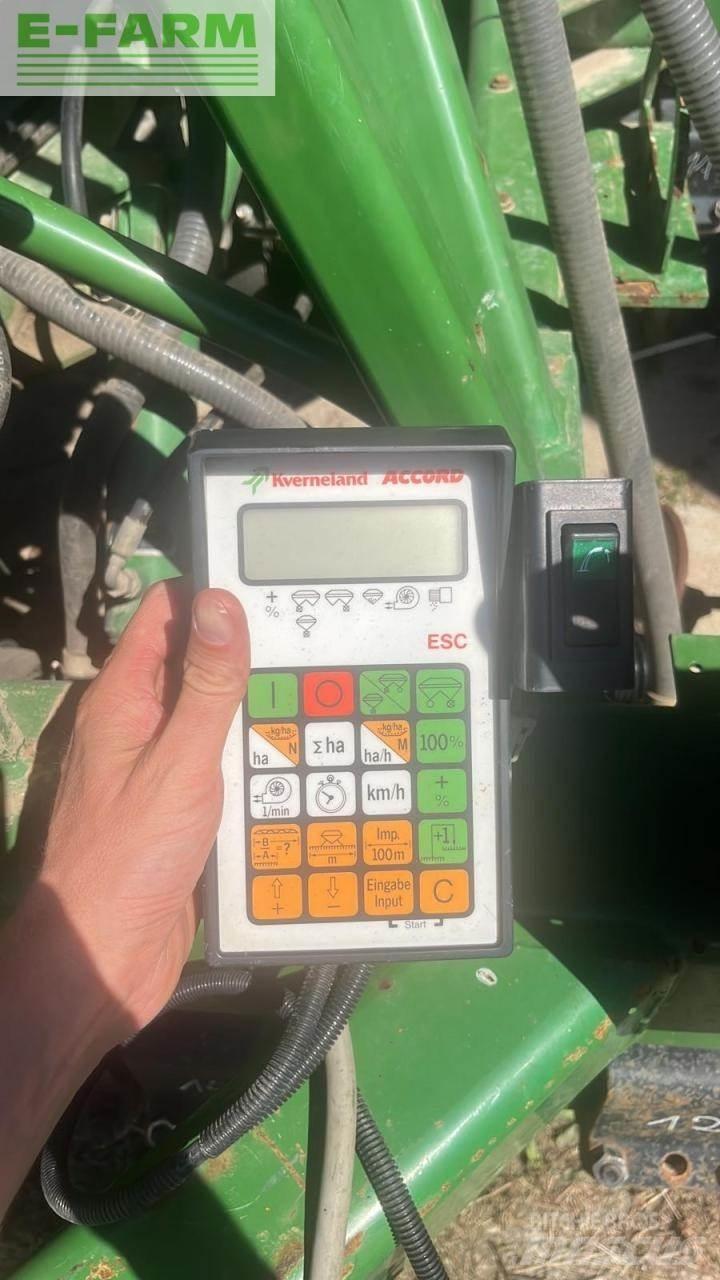 John Deere 750 A Precíziós vetőgépek