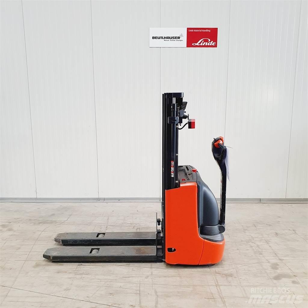 Linde L12 Gyalogkíséretű targonca