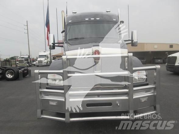 Kenworth T880 Nyergesvontatók