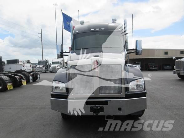 Kenworth T880 Nyergesvontatók