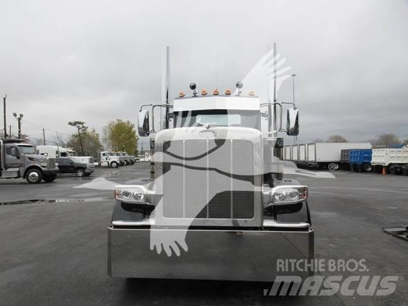 Peterbilt 389 Nyergesvontatók