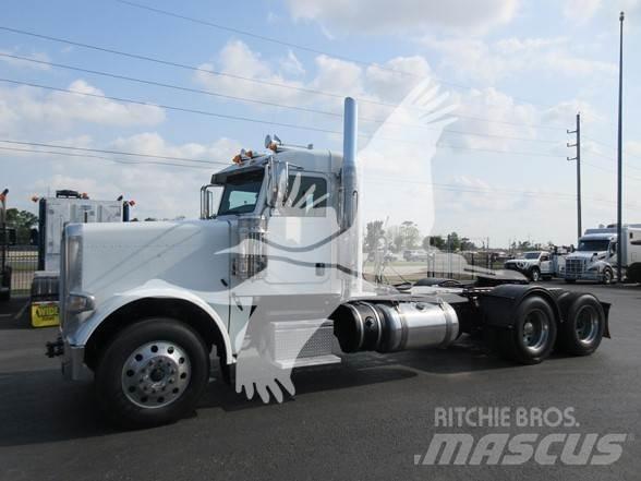 Peterbilt 389 Nyergesvontatók