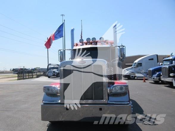Peterbilt 389 Nyergesvontatók