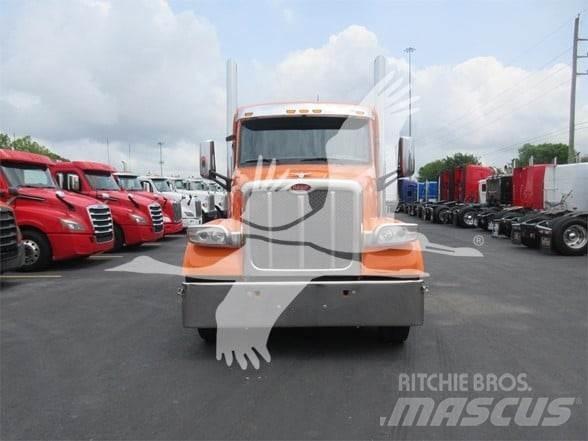 Peterbilt 567 Nyergesvontatók