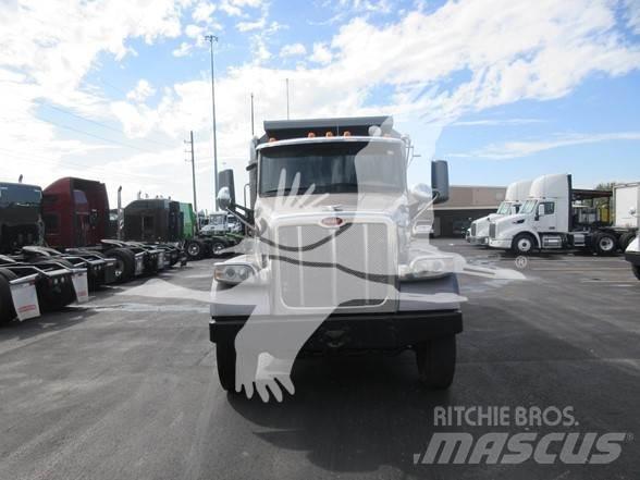 Peterbilt 567 Billenő teherautók