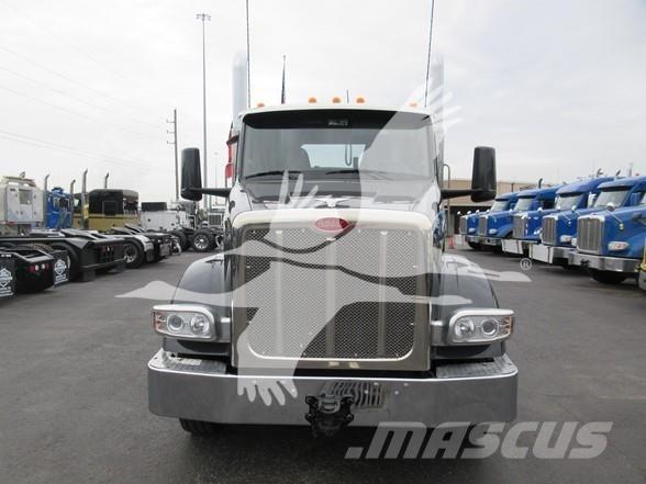Peterbilt 567 Nyergesvontatók