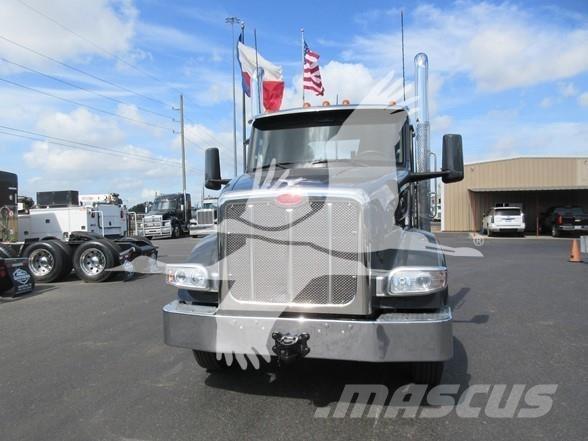 Peterbilt 567 Nyergesvontatók