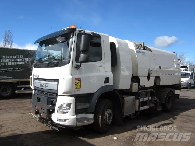 DAF CF330 Utcaseprő teherautók