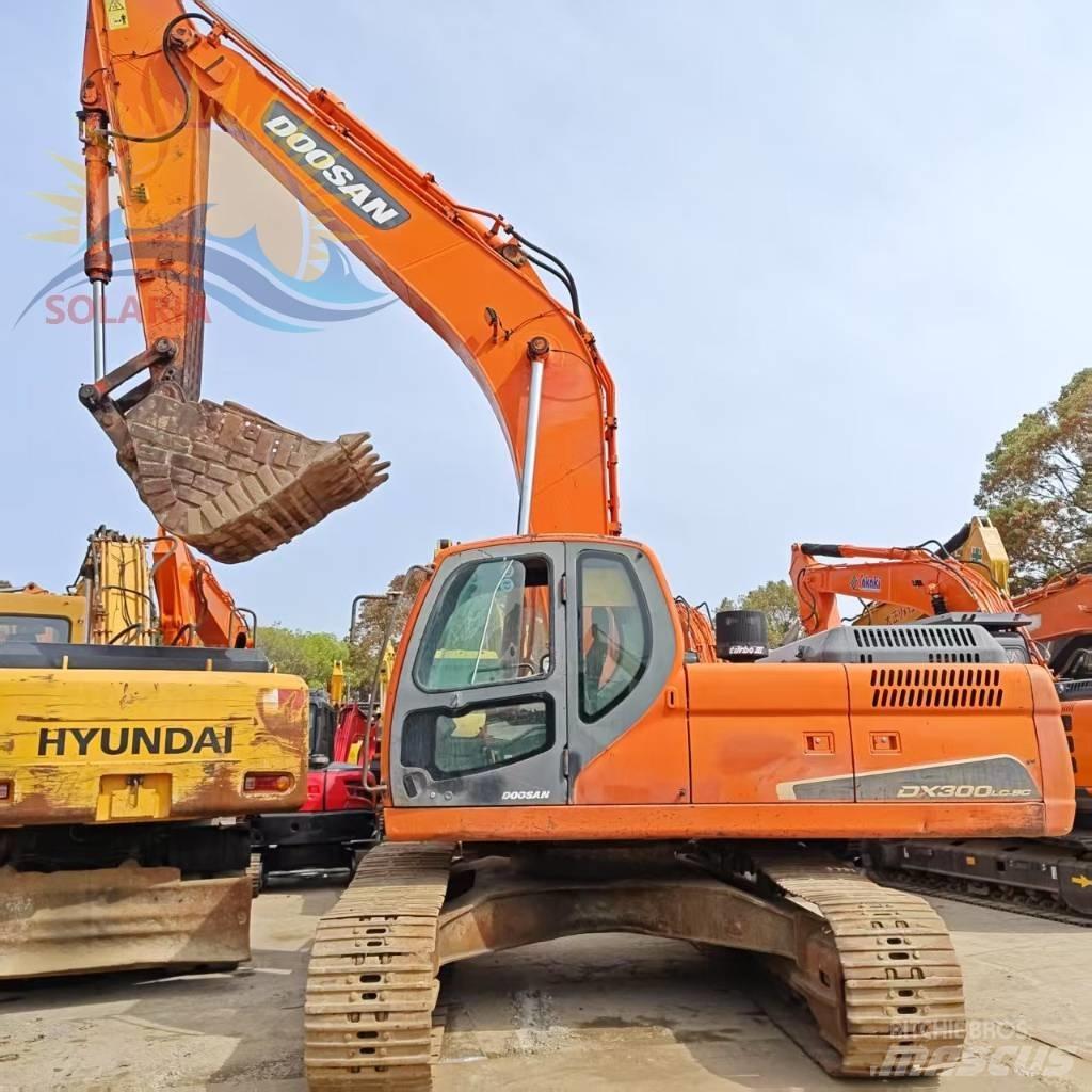 Doosan DX 300 LC Lánctalpas kotrók