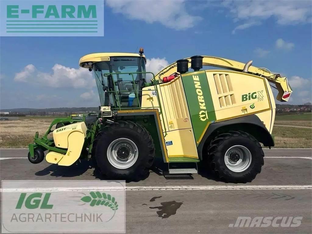 Krone big x 700 i Önjáró szecskázók