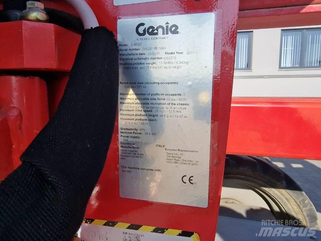 Genie Z 45/25 Karos emelők