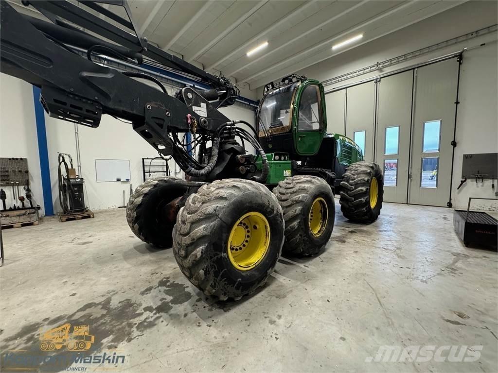 John Deere 1470E Betakarítók