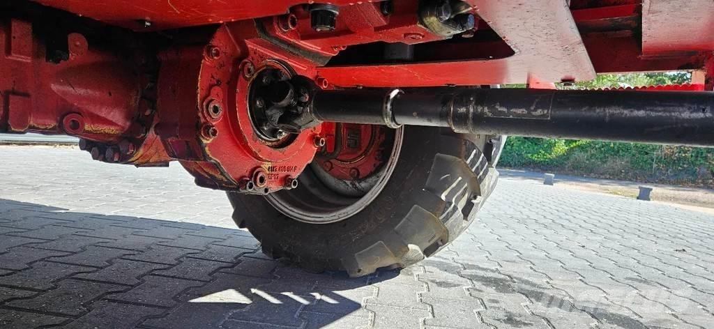 Weidemann 4204 Gumikerekes homlokrakodók