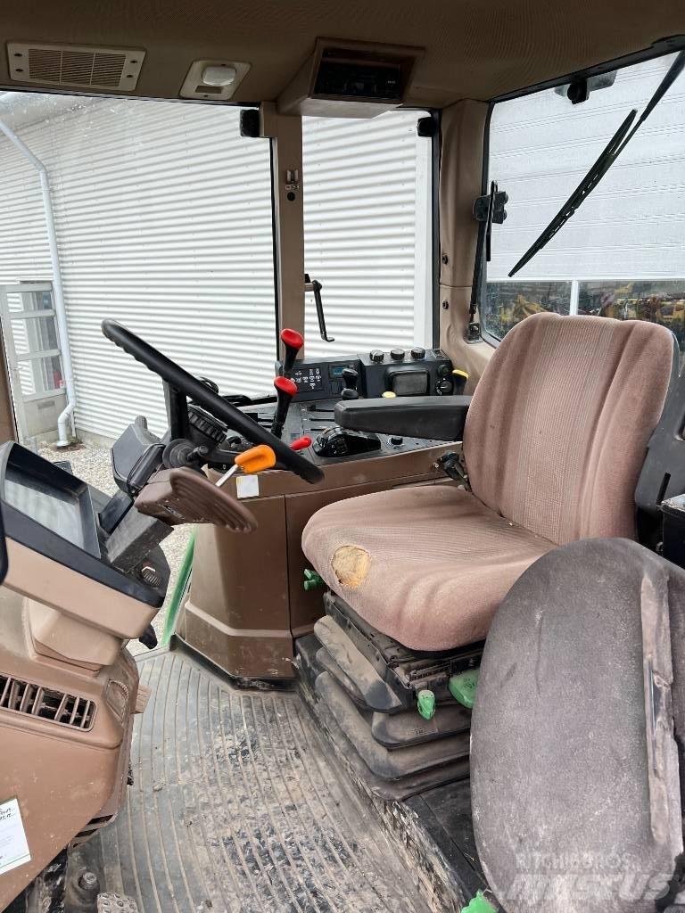John Deere 6900 Traktorok