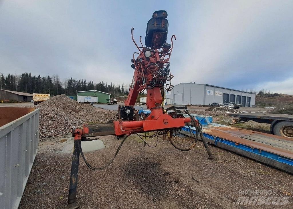 Loglift 96 S Erdészeti daruk