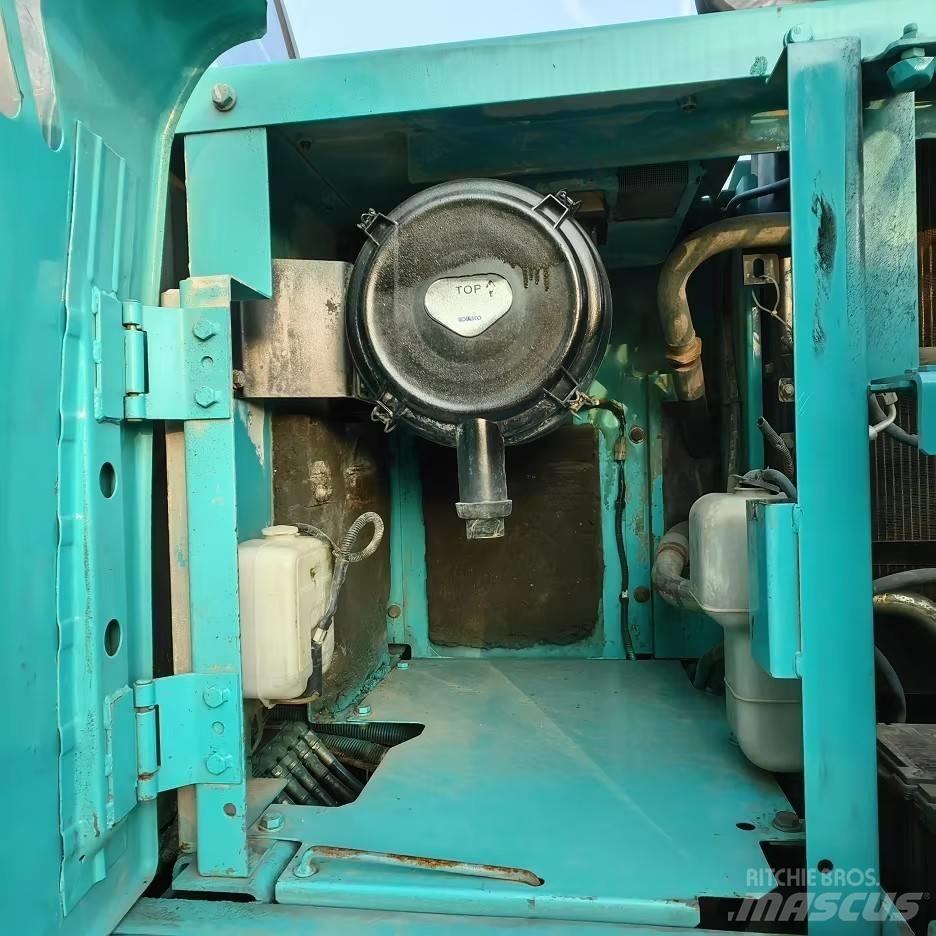 Kobelco SK200-8 Lánctalpas kotrók