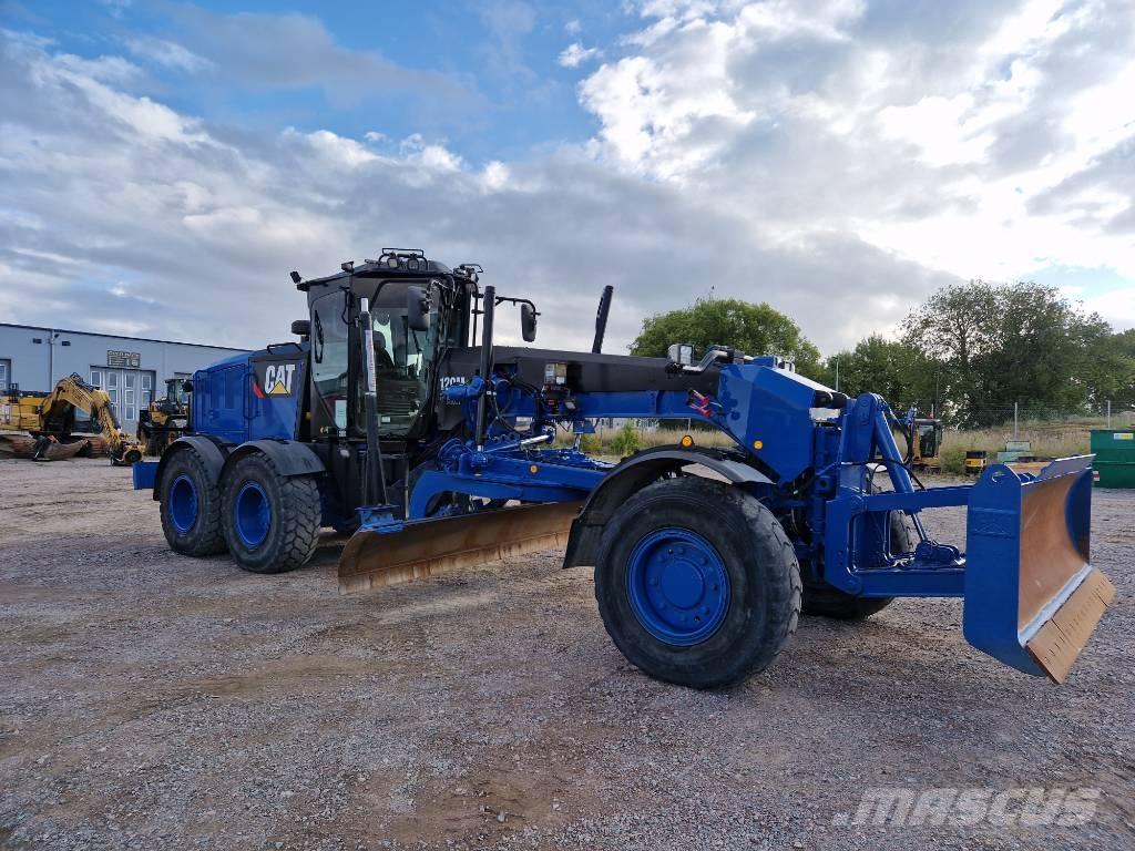 CAT 120 AWD Gréderek