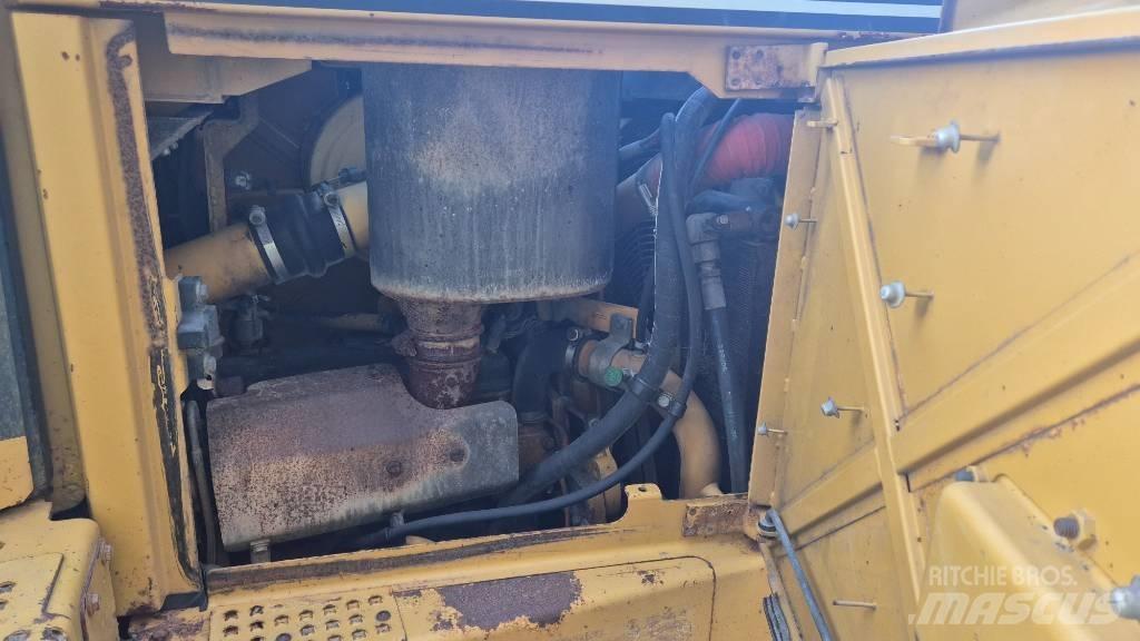 CAT D 6 R LGP lánctalpas dózerek