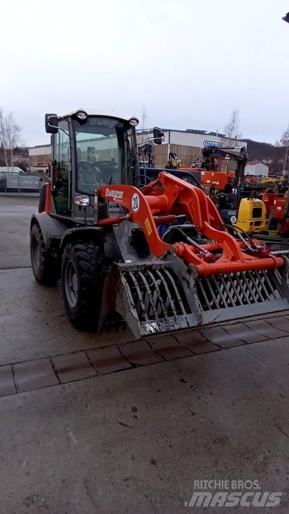 Atlas Weycor AR420 Gumikerekes homlokrakodók