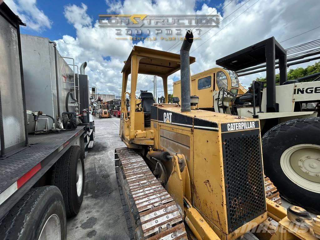 CAT D 3 C III lánctalpas dózerek