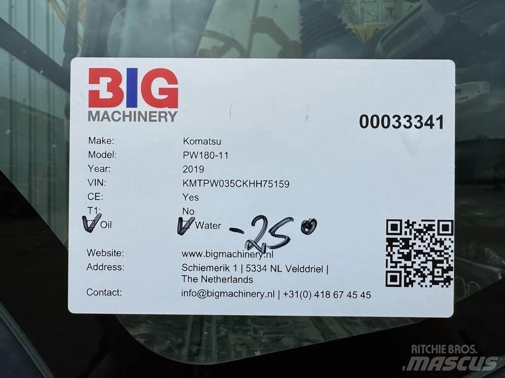 Komatsu PW180-11 Gumikerekes kotrók